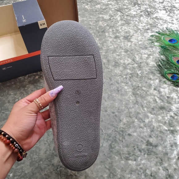 St. John's Bay Mens Clog Slippers - Picture 4 of 4